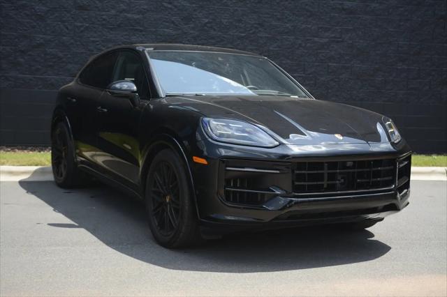 2025 Porsche Cayenne GTS