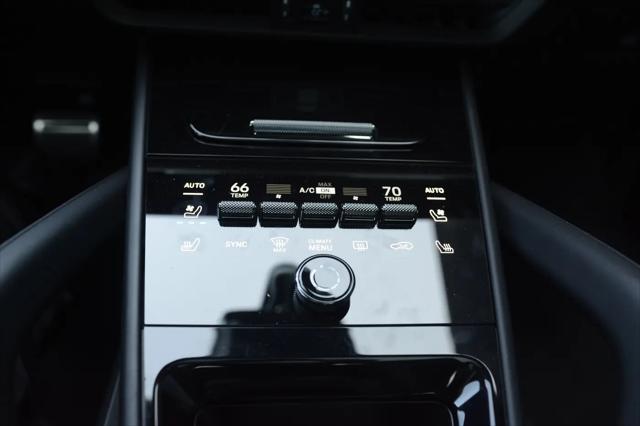 2025 Porsche Cayenne GTS