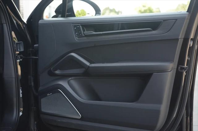 2025 Porsche Cayenne GTS