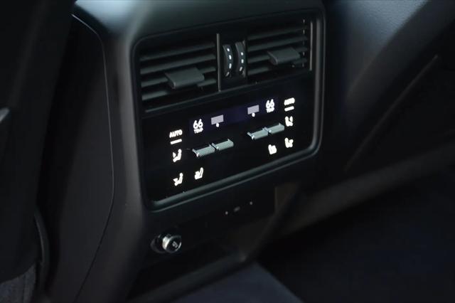 2025 Porsche Cayenne GTS
