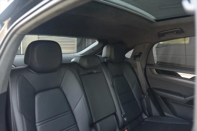 2025 Porsche Cayenne GTS