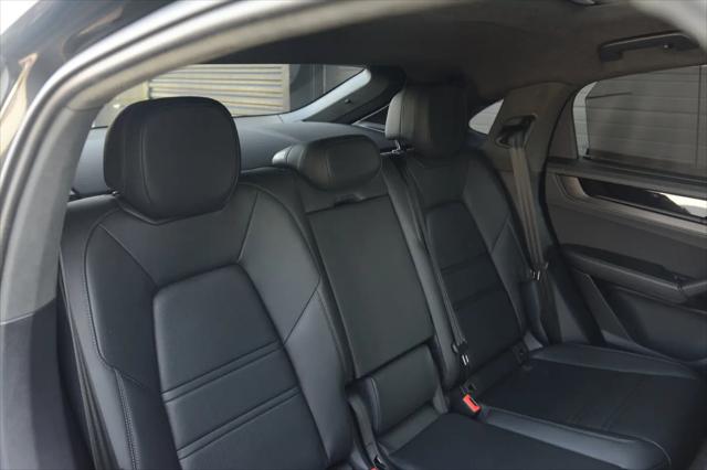 2025 Porsche Cayenne GTS