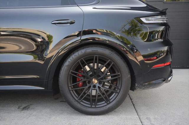2025 Porsche Cayenne GTS