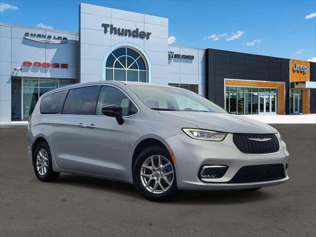 2024 Chrysler Pacifica Touring L for sale in Bartow, FL