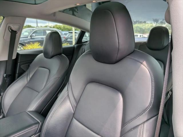 2020 Tesla Model 3 Standard Range Rear-Wheel Drive