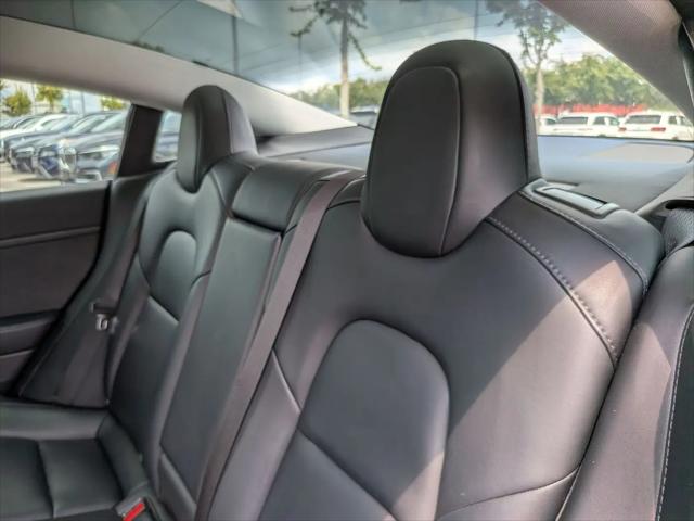 2020 Tesla Model 3 Standard Range Rear-Wheel Drive