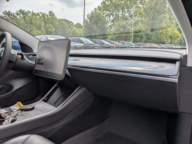 2020 Tesla Model 3 Standard Range Rear-Wheel Drive