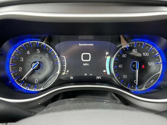 2026 Chrysler Pacifica Select AWD