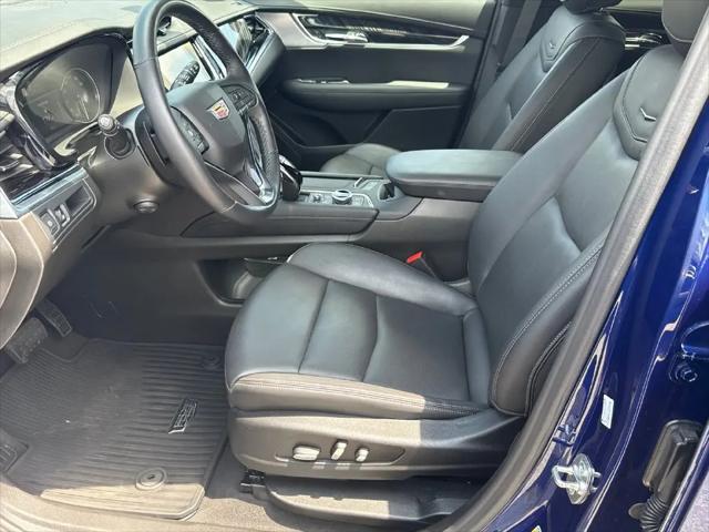 2025 Cadillac XT6 FWD Premium Luxury