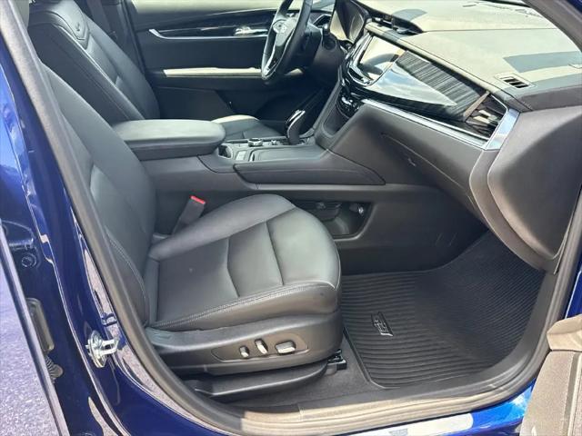 2025 Cadillac XT6 FWD Premium Luxury