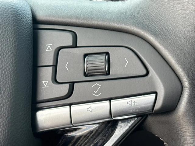 2025 Cadillac XT6 FWD Premium Luxury