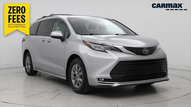 2022 Toyota Sienna XLE for sale near West Carrolton, OH