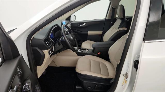 2020 Ford Escape Titanium Hybrid