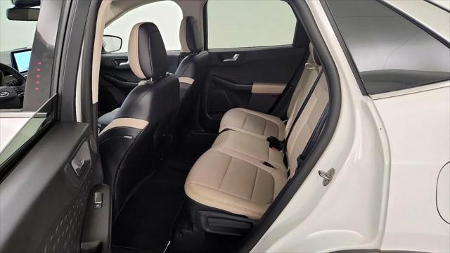 2020 Ford Escape Titanium Hybrid