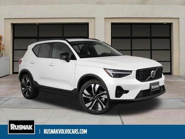 2026 Volvo XC40 Plus, B5 AWD Gas mild hybrid, Dark for sale in Pasadena, CA