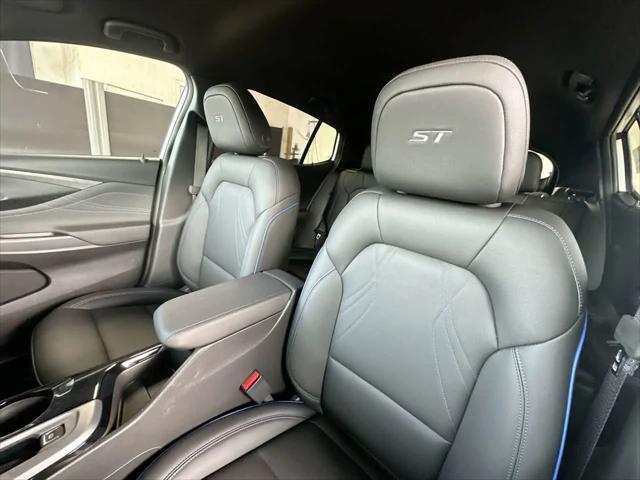 2026 Buick NV Sport Touring FWD