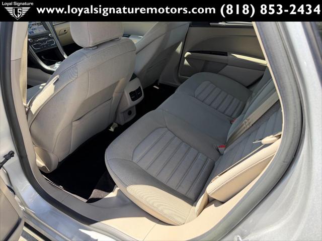 2017 Ford Fusion SE