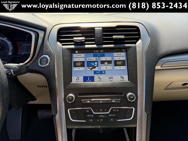 2017 Ford Fusion SE
