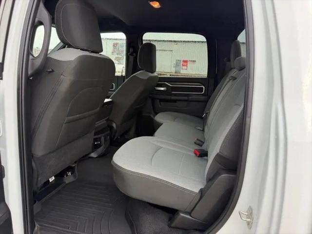 2024 Ram 2500 Big Horn Crew Cab 4x4 64 Box