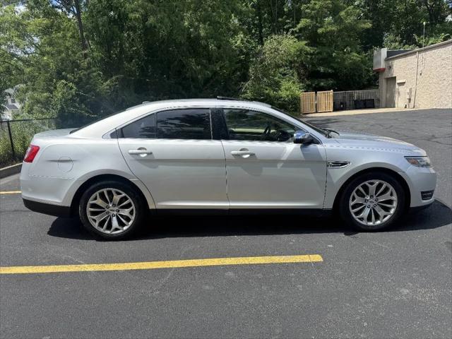 2015 Ford Taurus Limited