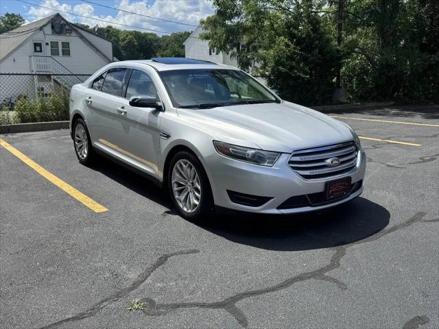 2015 Ford Taurus Limited