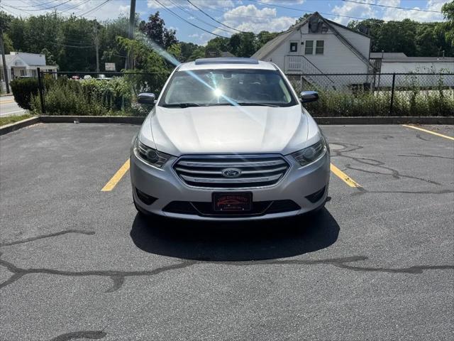 2015 Ford Taurus Limited