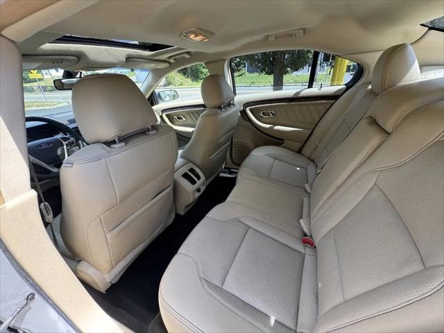 2015 Ford Taurus Limited