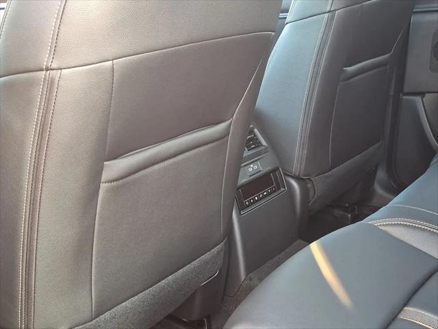 2026 Mazda X-90 3.3 Turbo Select