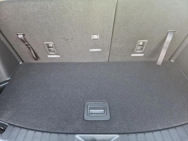 2026 Mazda X-90 3.3 Turbo Select