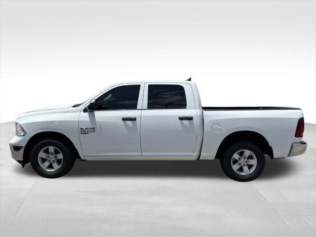 2022 RAM 1500 Classic SLT Crew Cab 4x2 57 Box
