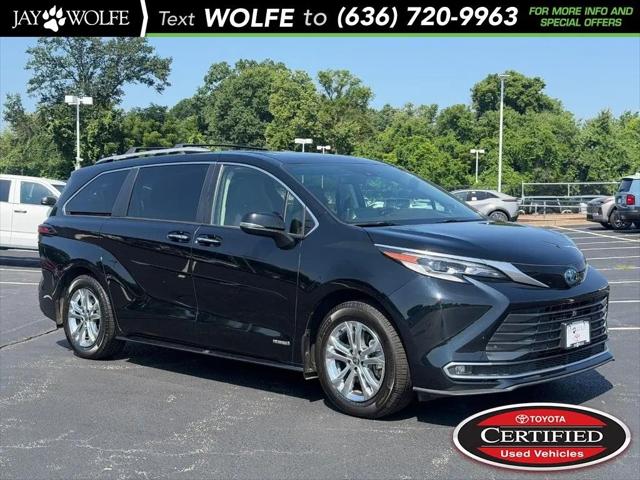 2021 Toyota Sienna Platinum for sale in Ballwin, MO