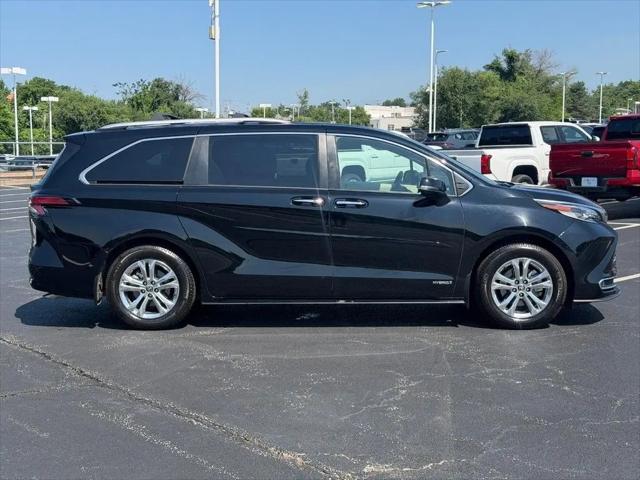 2021 Toyota Sienna Platinum