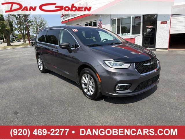 2023 Chrysler Pacifica Touring L AWD for sale in Green bay, WI