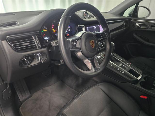 2021 Porsche Macan Unknown