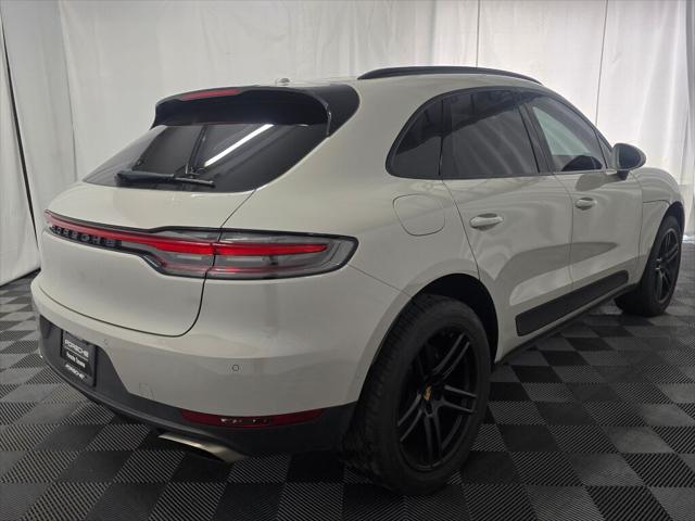 2021 Porsche Macan Unknown