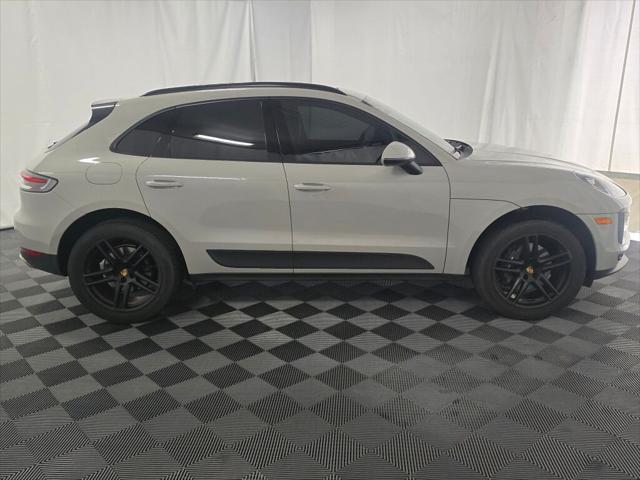2021 Porsche Macan Unknown