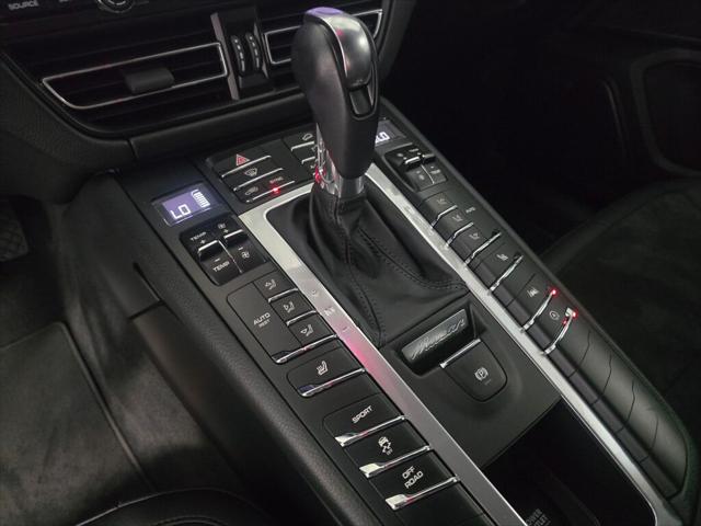 2021 Porsche Macan Unknown