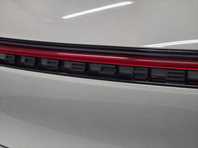 2021 Porsche Macan Unknown