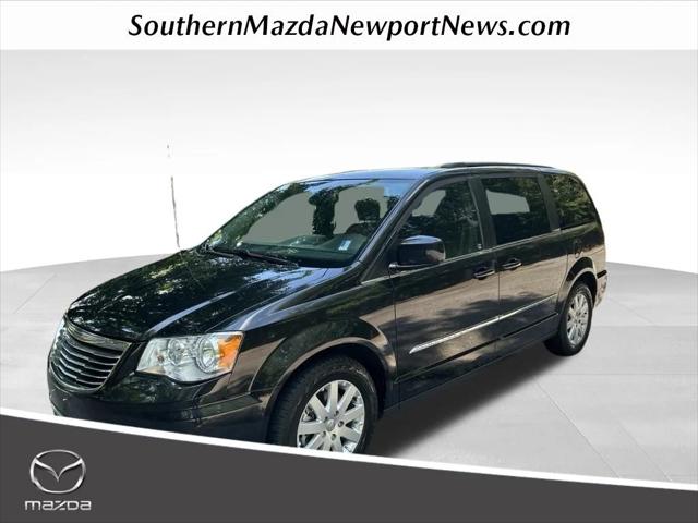 2015 Chrysler Town and Country Touring 2015 Chrysler Town and Country Touring