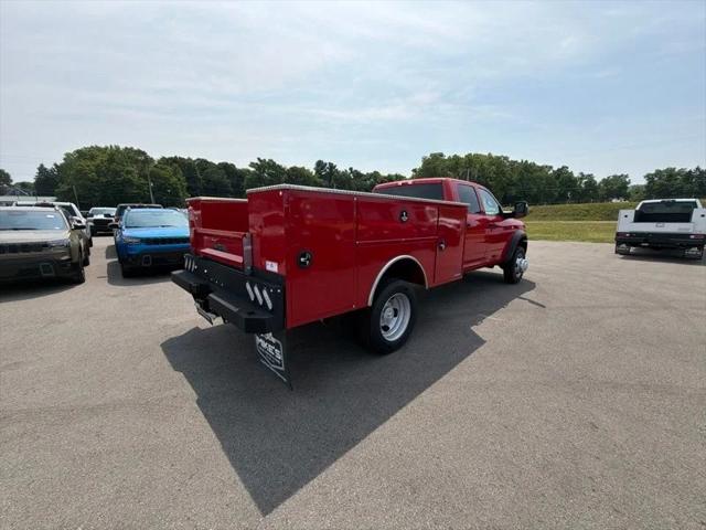 2026 RAM Ram 5500 Chassis Cab RAM 5500 TRADESMAN CHASSIS CREW CAB 4X4 60 CA