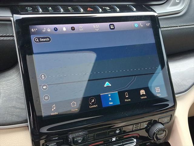 2023 Jeep Grand Cherokee Limited 4x4 2023 Jeep Grand Cherokee Limited 4x4