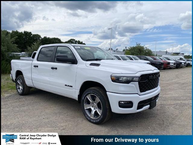 2026 RAM Ram 1500 RAM 1500 EXPRESS CREW CAB 4X4 64 BOX
