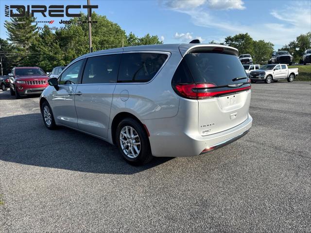 2024 Chrysler Pacifica Touring L 2024 Chrysler Pacifica Touring L