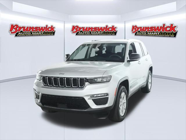 2024 Jeep Grand Cherokee Limited 4x4 for sale in Brunswick, OH