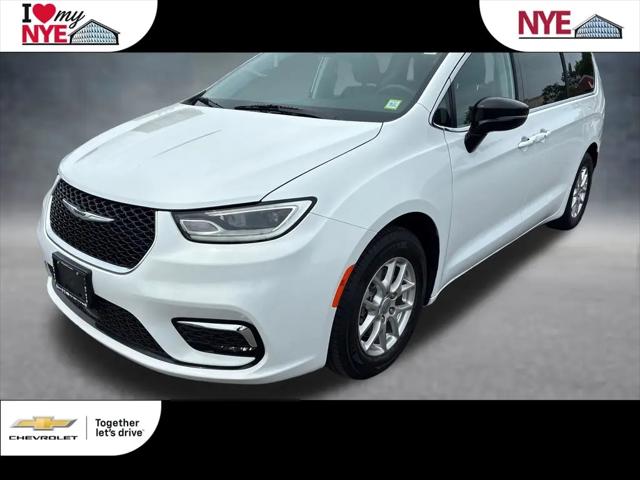 2024 Chrysler Pacifica Touring L for sale in Oneida, NY