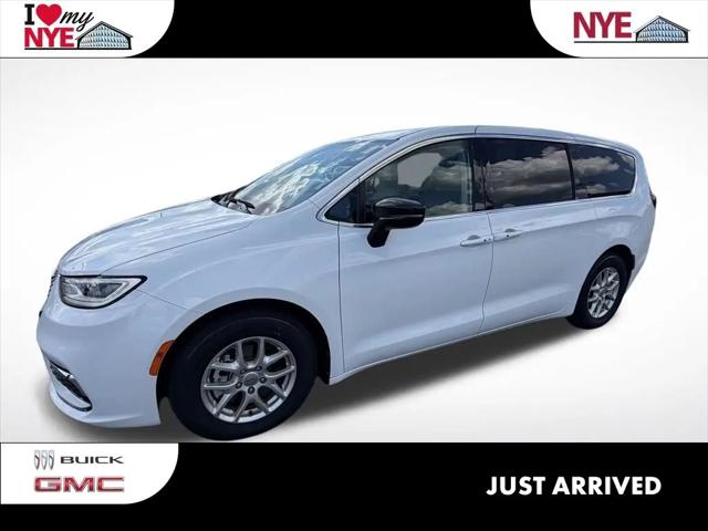2024 Chrysler Pacifica Touring L for sale in Oneida, NY