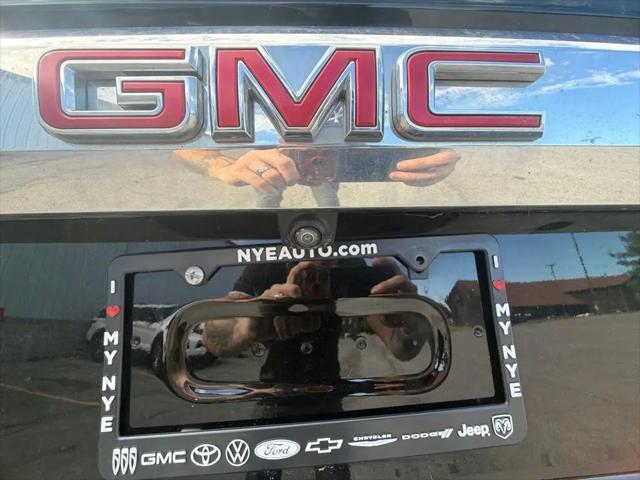 2024 GMC Yukon 4WD SLT