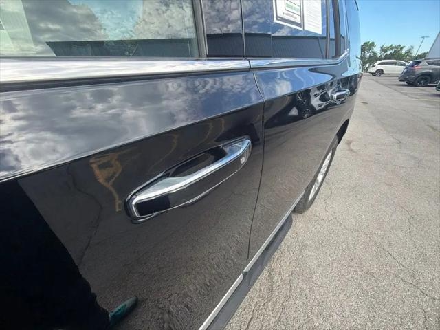 2024 GMC Yukon 4WD SLT