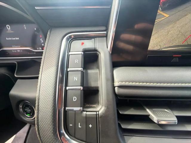 2024 GMC Yukon 4WD SLT