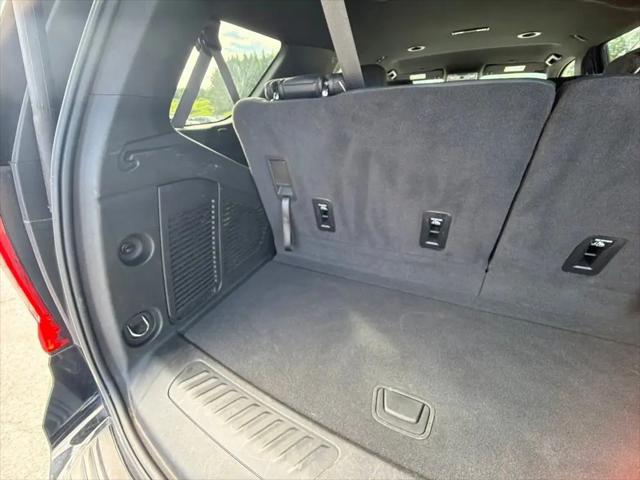 2024 GMC Yukon 4WD SLT